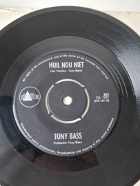 Tony Bass- Ik ben met jou niet getrouwd