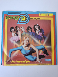 Doris D and the Pins - Shine up