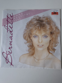 Bernadette - Sing me a song
