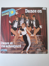 Doris D and the Pins - Dance on