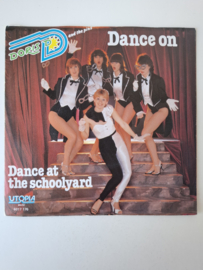 Doris D and the Pins - Dance on
