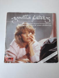 Agneta Faltskog - Wrap your arms around me