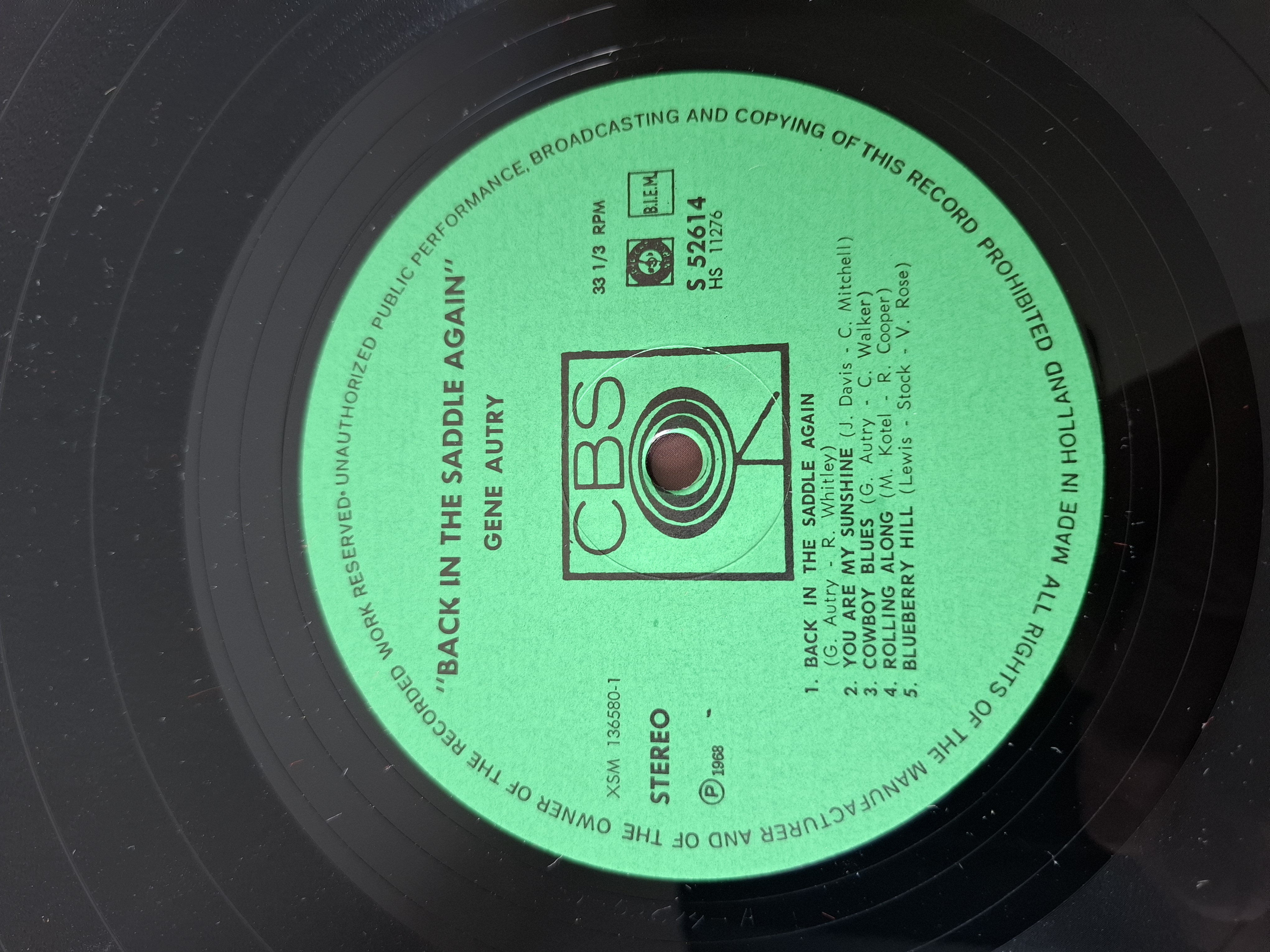 Gene Autry - Back in the saddle again