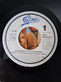 Philip Bailey & Little Richard - Twins ( soundtrack )