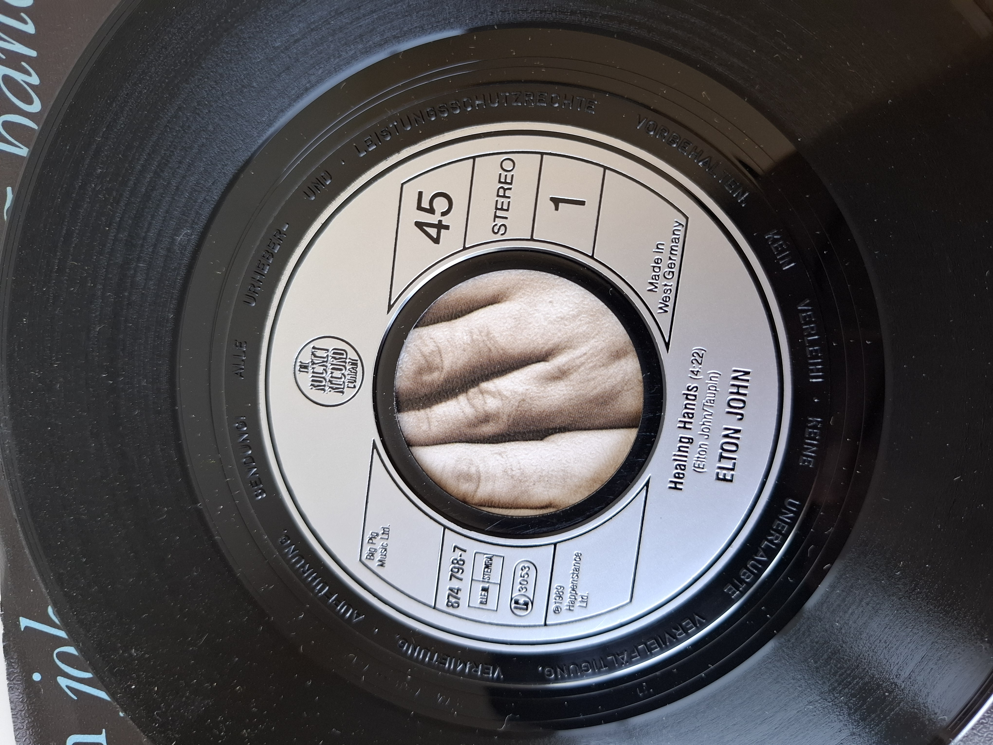 Elton John - Healing hands