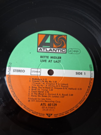 Bette Midler - Live at last
