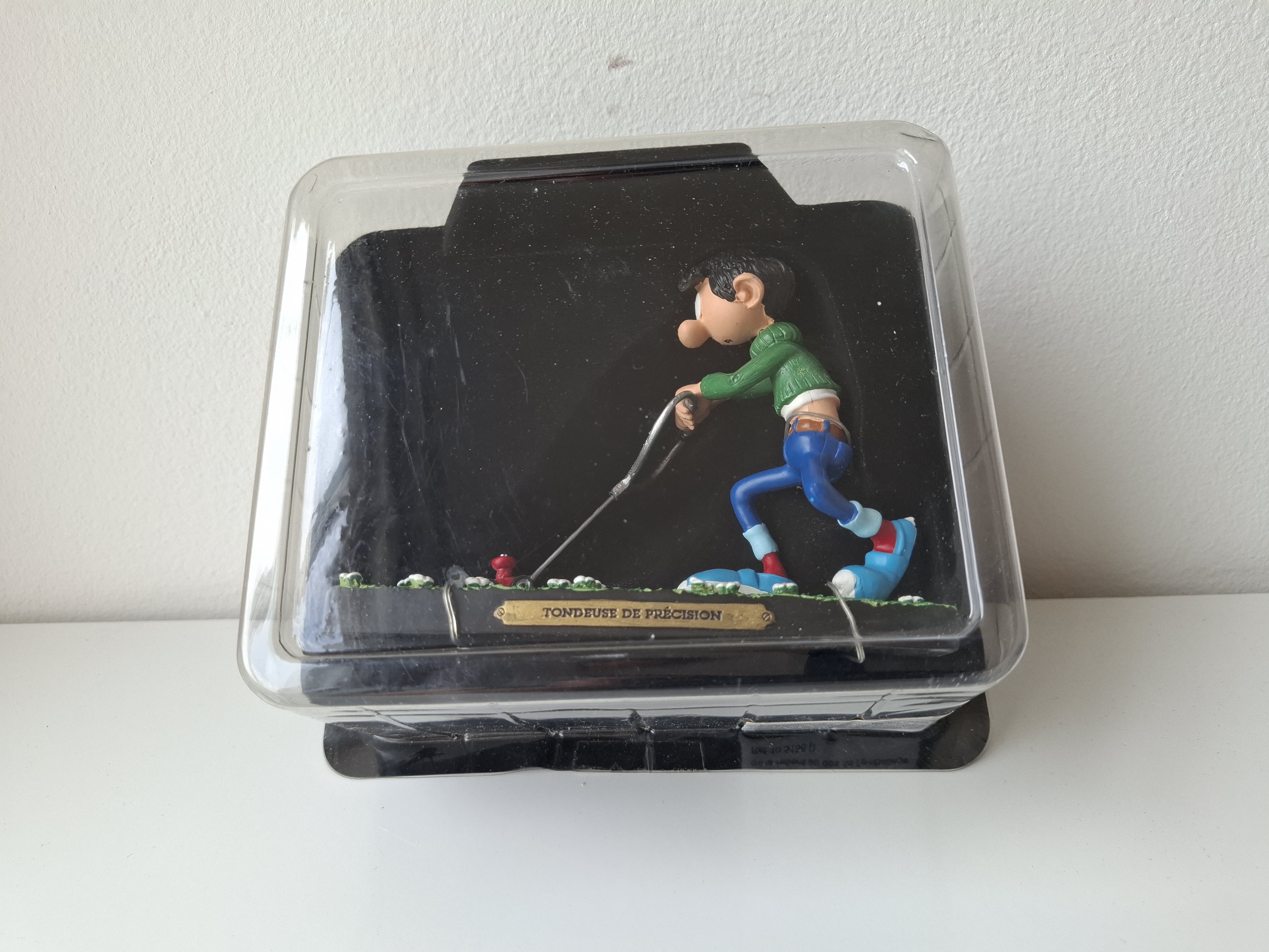 Guust Flater Figuur - grasmaaien