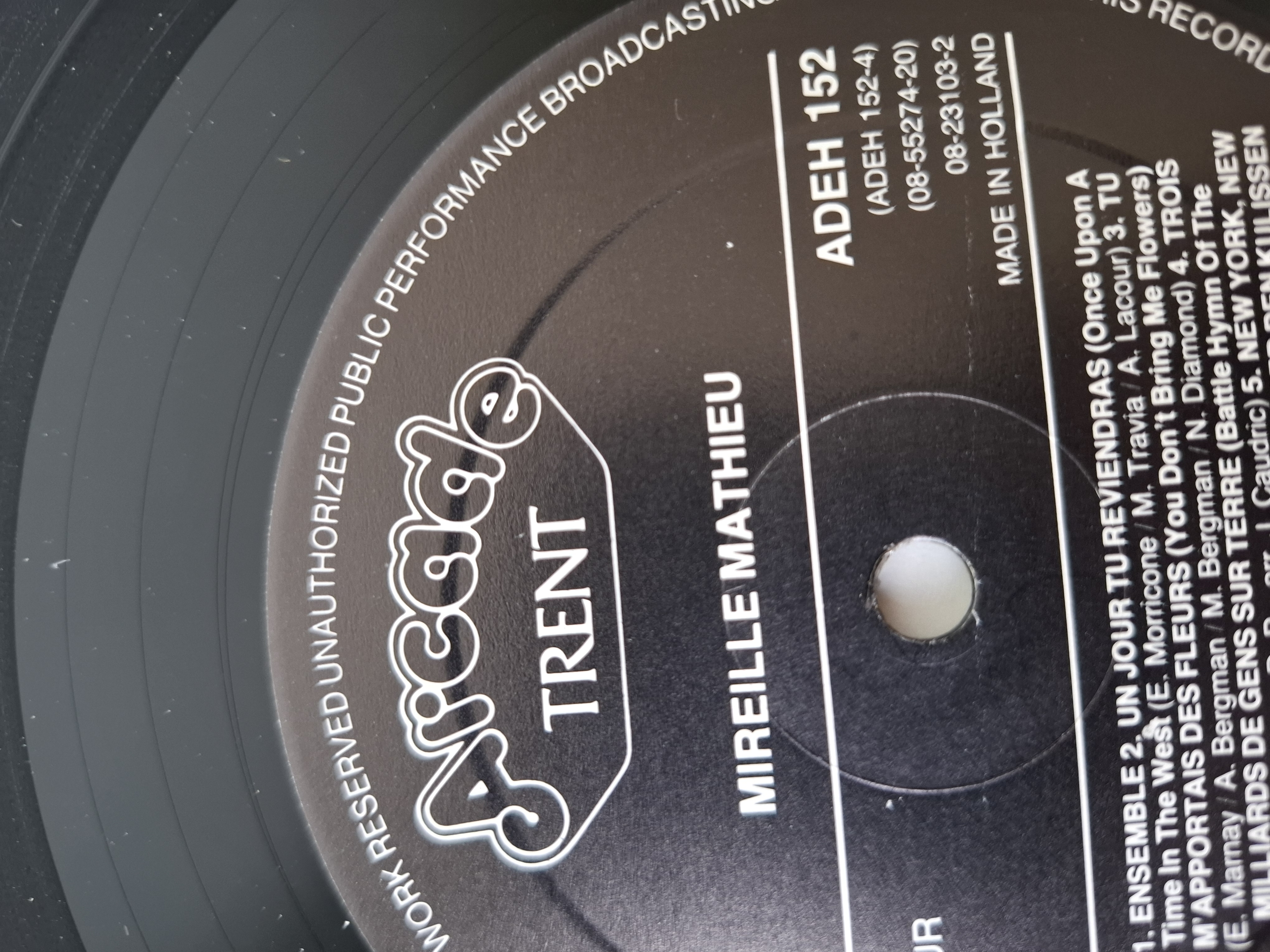 Mireille Mathieu - Mireille Mathieu