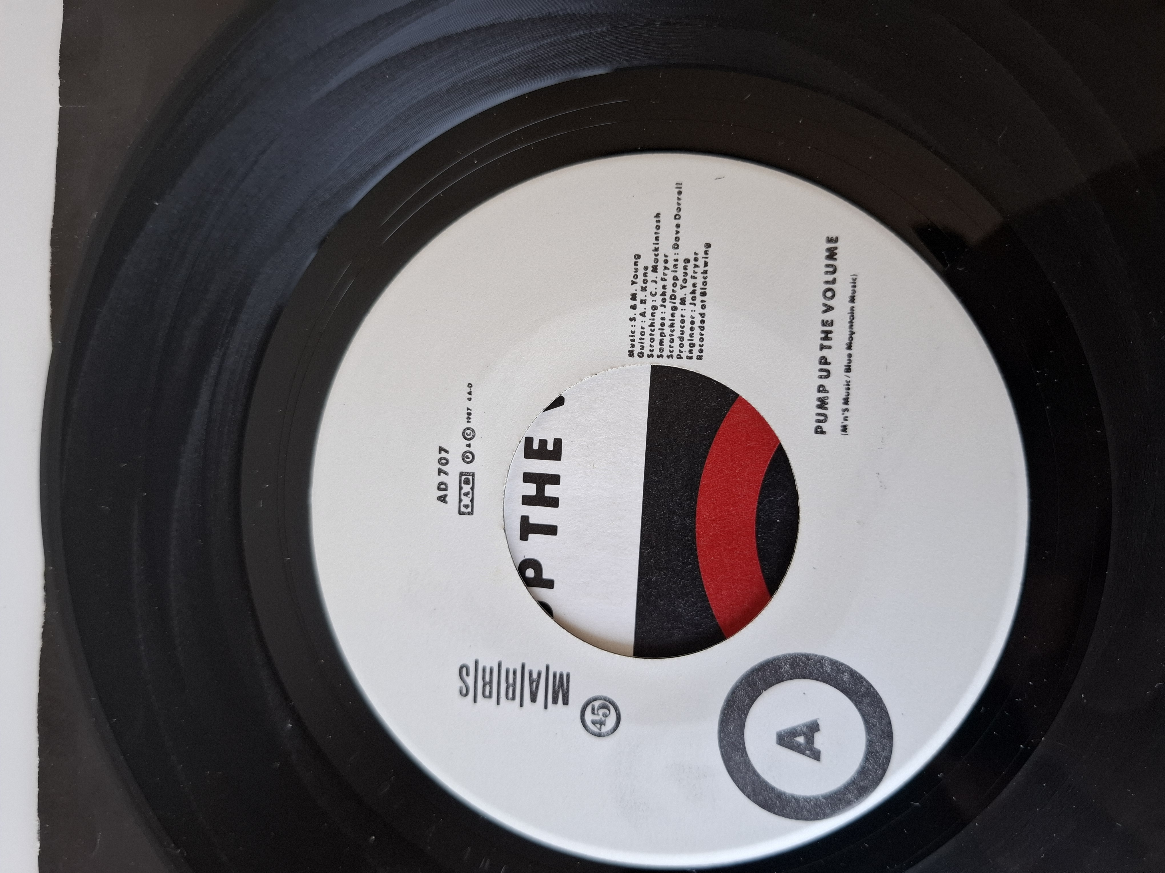 Marrs - Pump up the volume