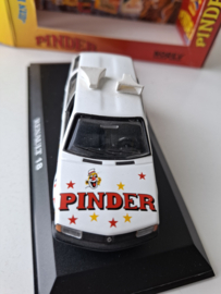Pinder Circus- Renault 18