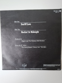 The Honeydrippers - The sea of love
