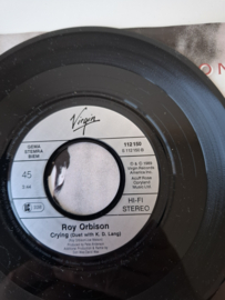 Roy Orbison - She's a mystery to me