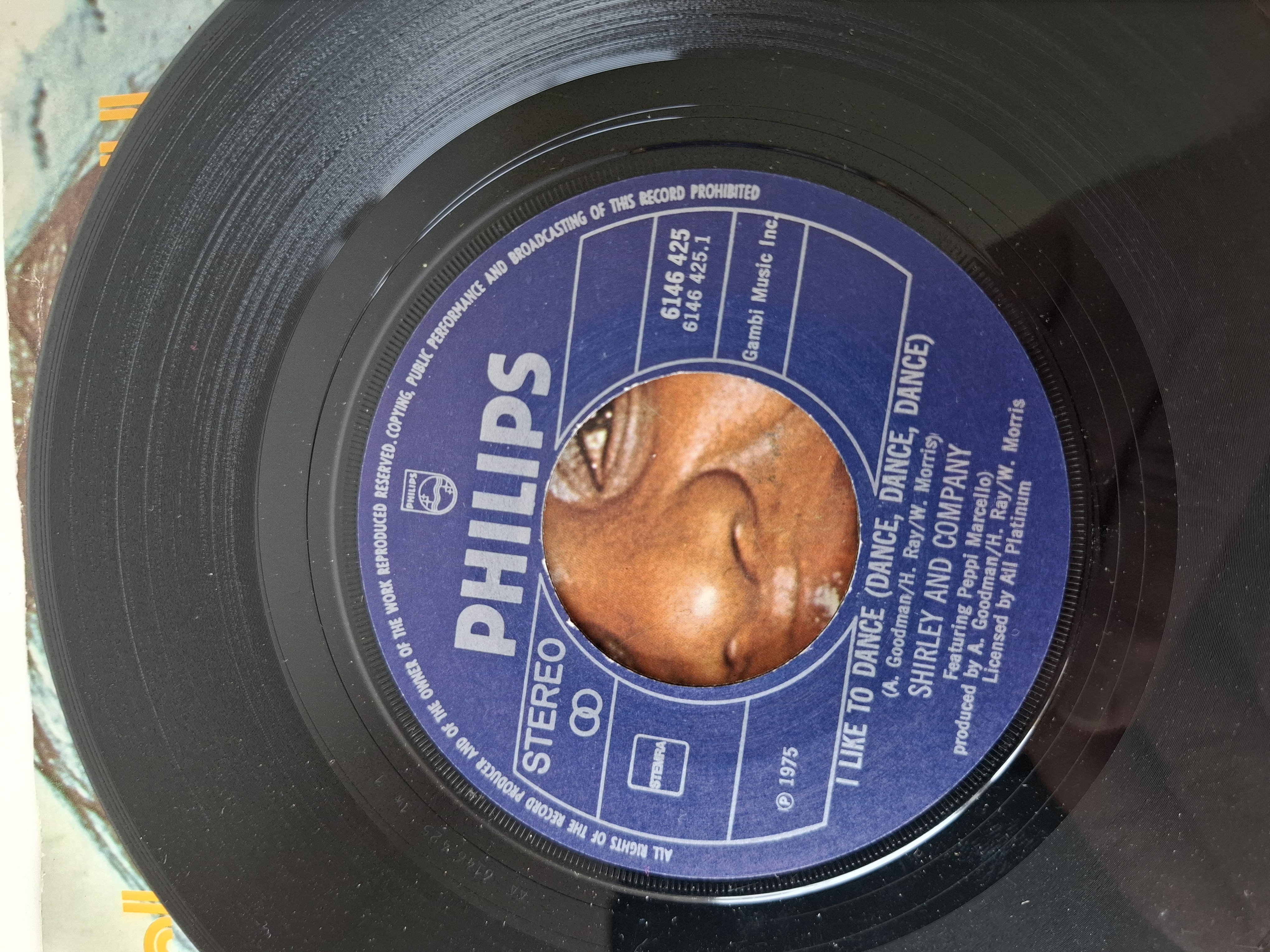Shirley & Company - I like to dance
