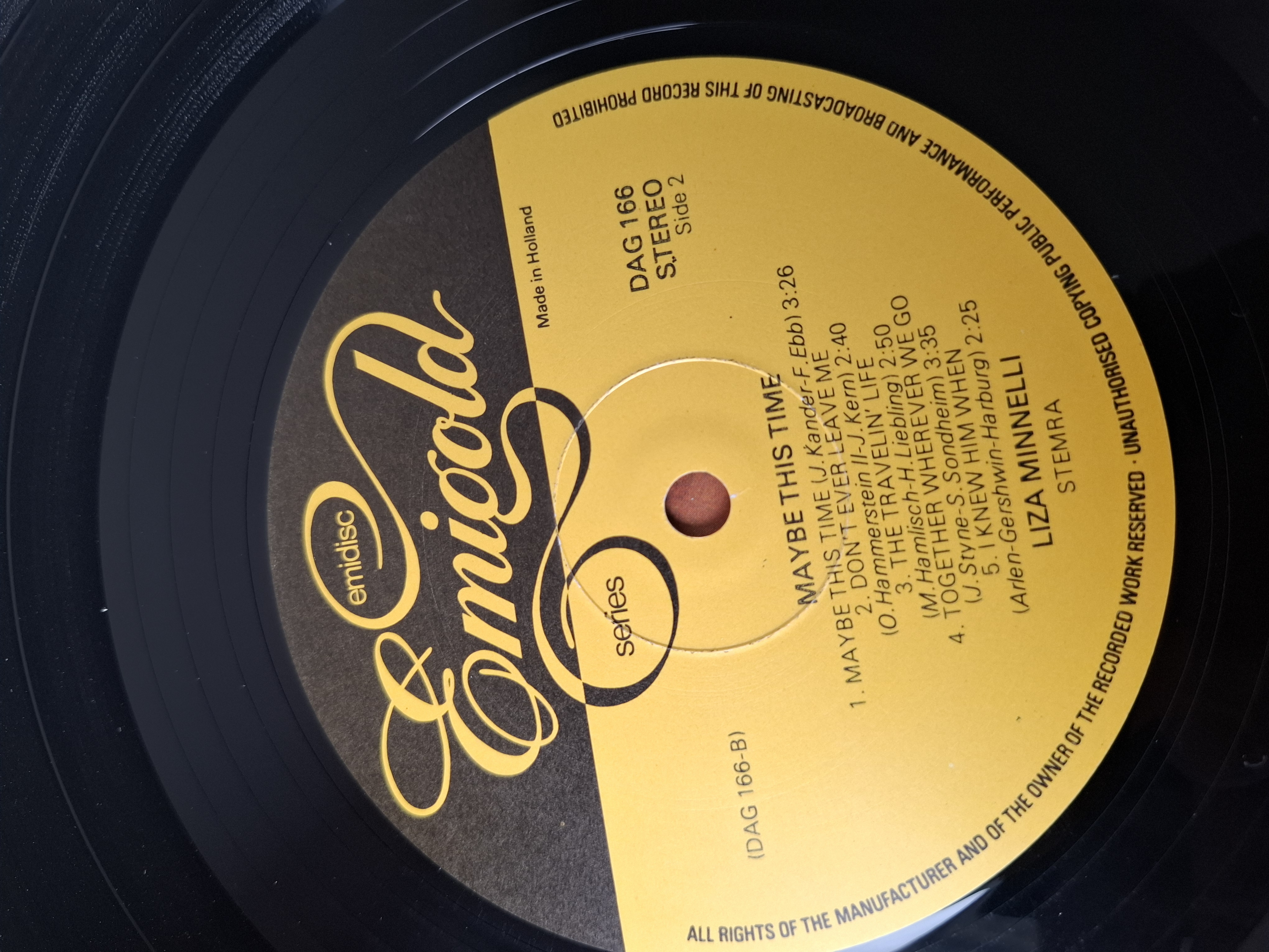 Liza Minelli - Maybe this time