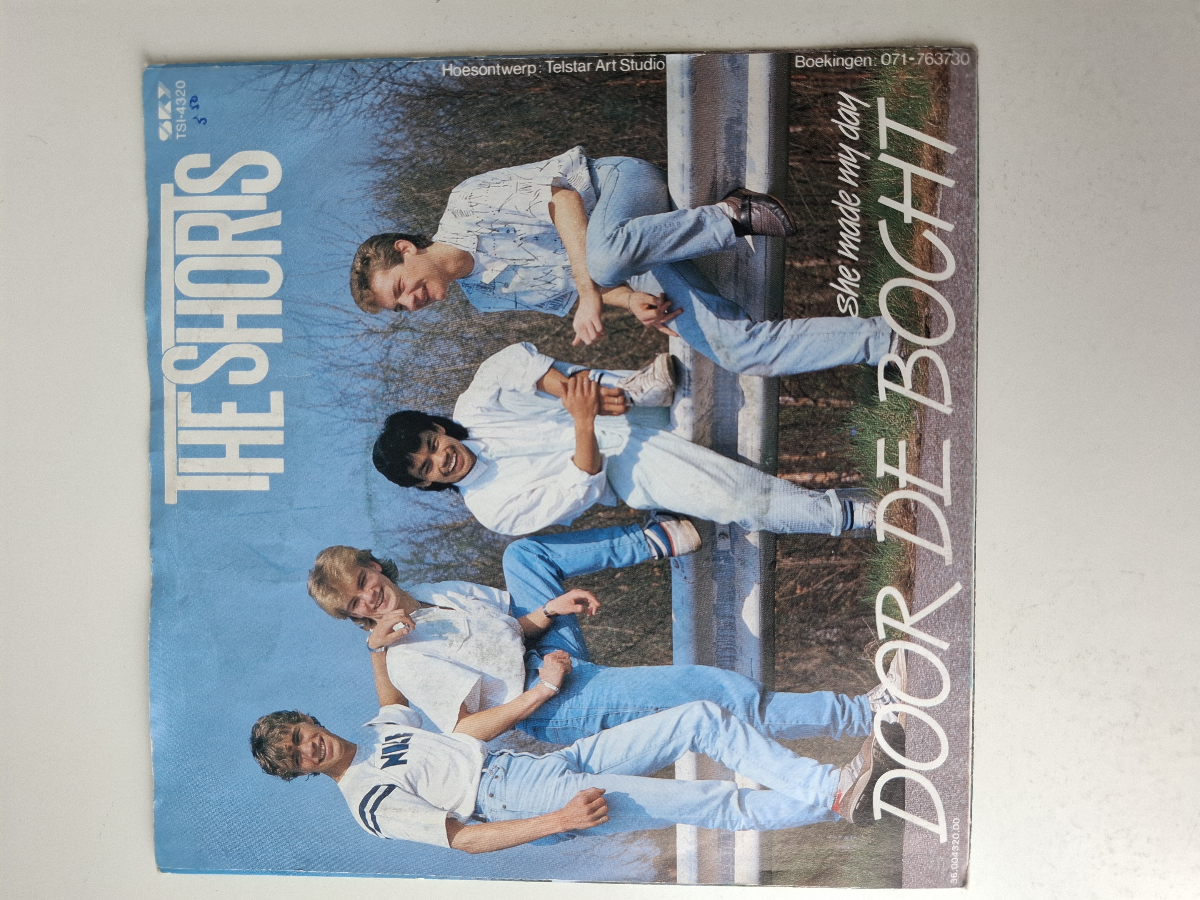 The Shorts - Door de bocht