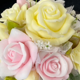Geel en roze - kleurcode: 40