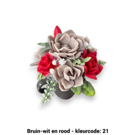 Zeepbloemen in koffiemok