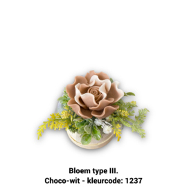 Zeepbloem in kleine houten pot (één bloem)