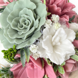 Pastel cherry, sage en wit - kleurcode: 7011