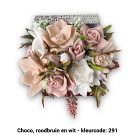 Zeepbloemen in kleine rechthoekige doos