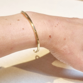 The perfect bangle doesn't exist