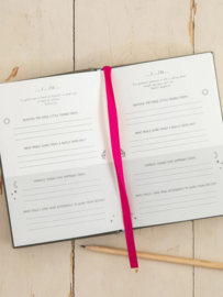Live Happy Daily Journal - 365 pagina's - inspirerende quotes
