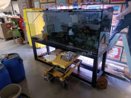 Aquarium verplaatsen op dezelfde locatie