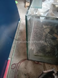 Aquarium kitnaad lekt