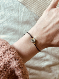 Armbandje hart   |   Jaspis met zwart satijn koord