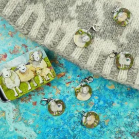 Gevilte schapen steekmarkeerders in tinnen box