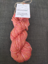 Koraal kleurige wol - 62g