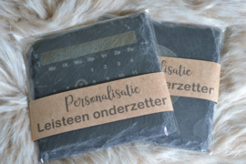 Leisteen onderzetter met speciale datum