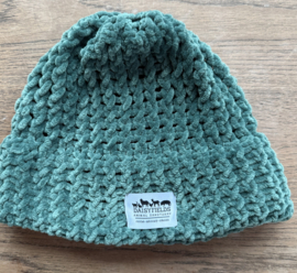 Handmade muts met Daisyfields logo