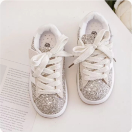 Champagne glitter basket