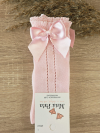 Meia Pata | Lichtroze kniekous met satijnstrik