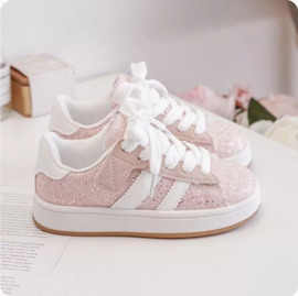 Pink glitter basket