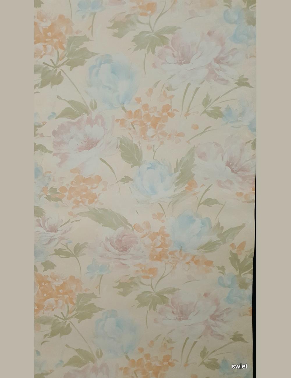 Pastel bloemen behang