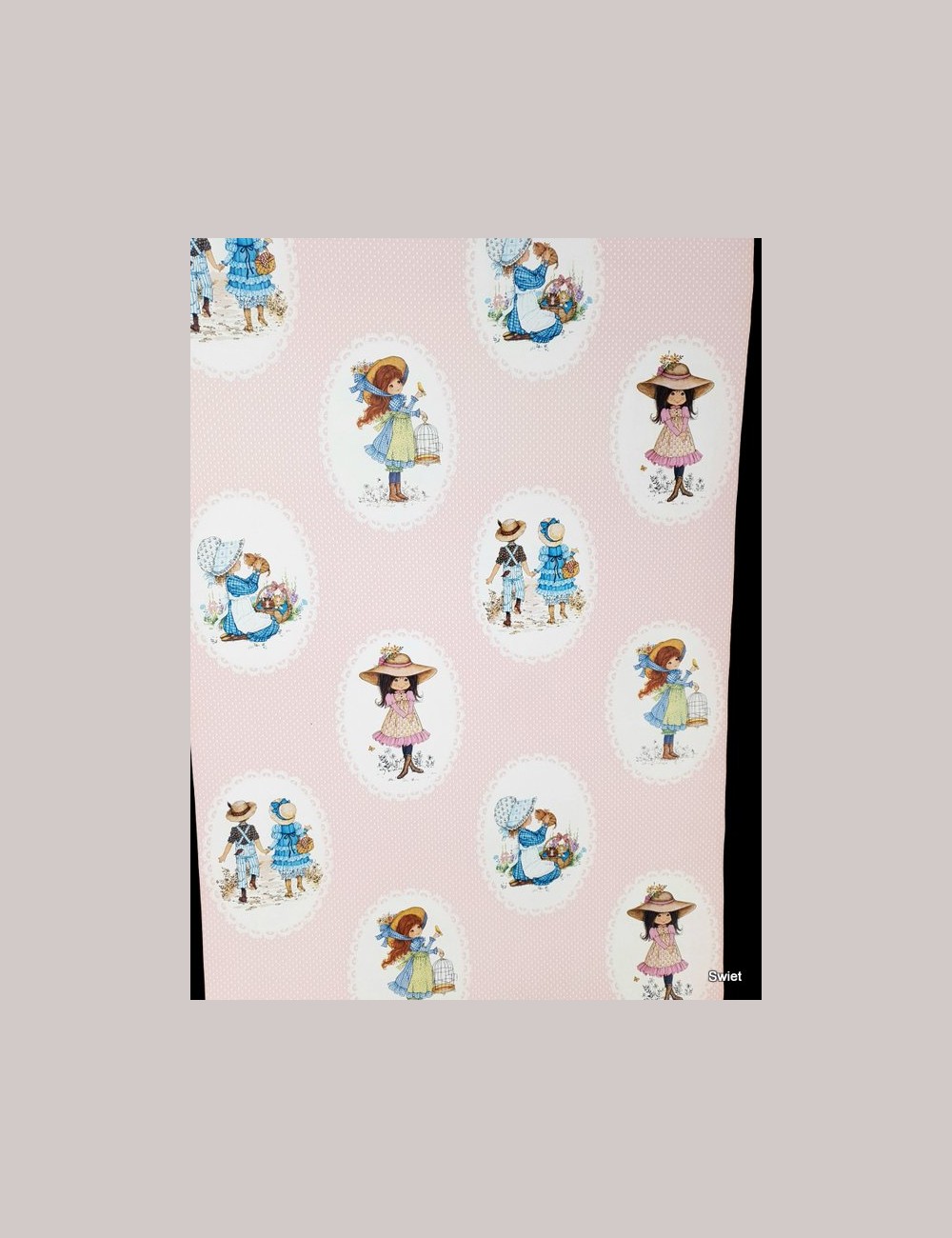 Miss Petticoat behang