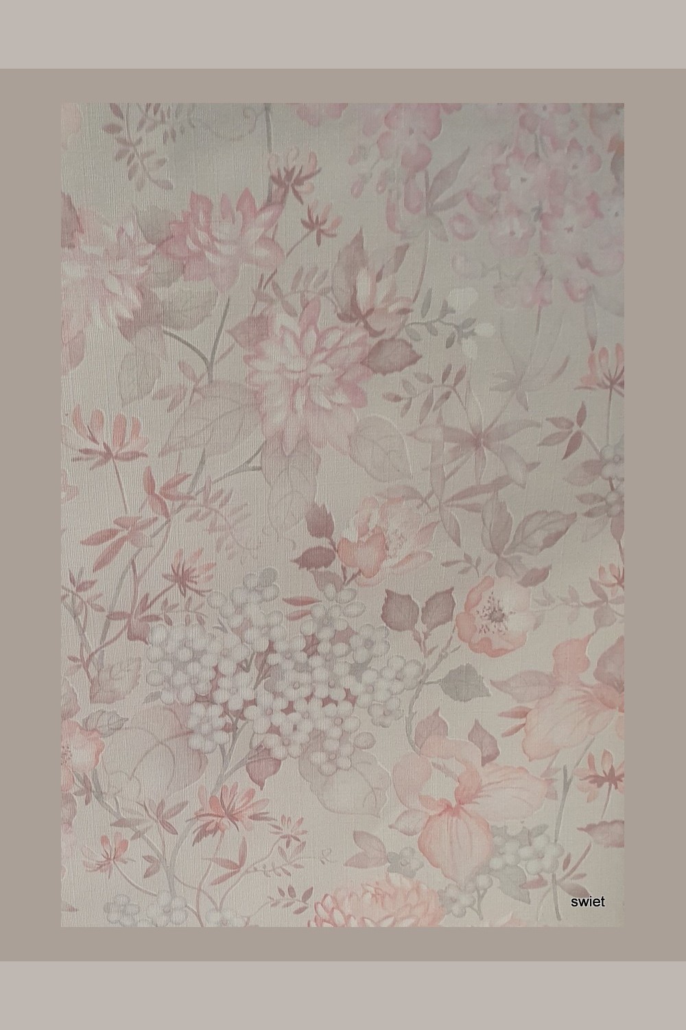 Brocante bloemenbehang