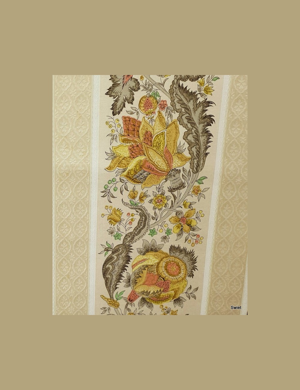 Streepbehang & bloemen
