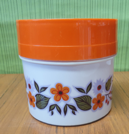 Plastic voorraadpotje