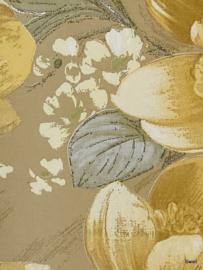 Geel bloemenbehang 70s