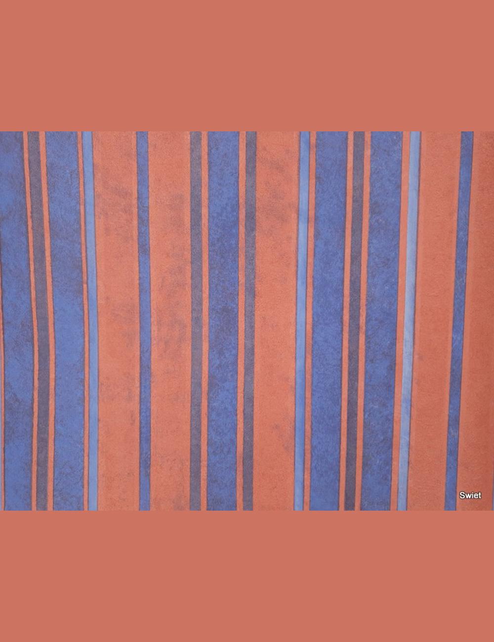 Streepjes behang