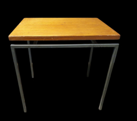 Vintage mini bijzettafeltje