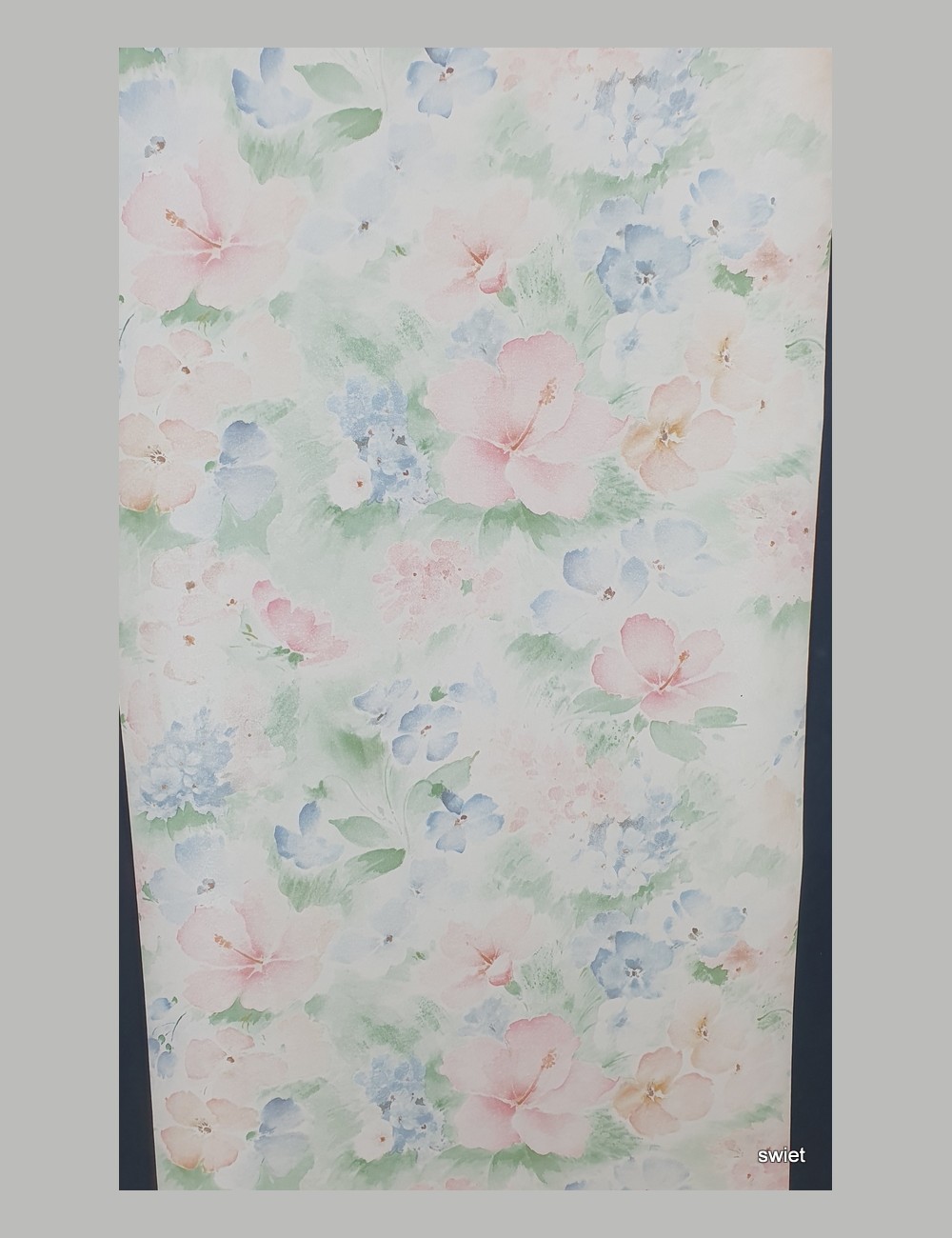 zoet pastel bloemenbehang