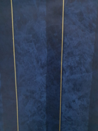 Blauw en goud behang