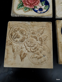 Vintage majolica wandtegels