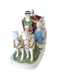 Porseleinen kitsch beeldje