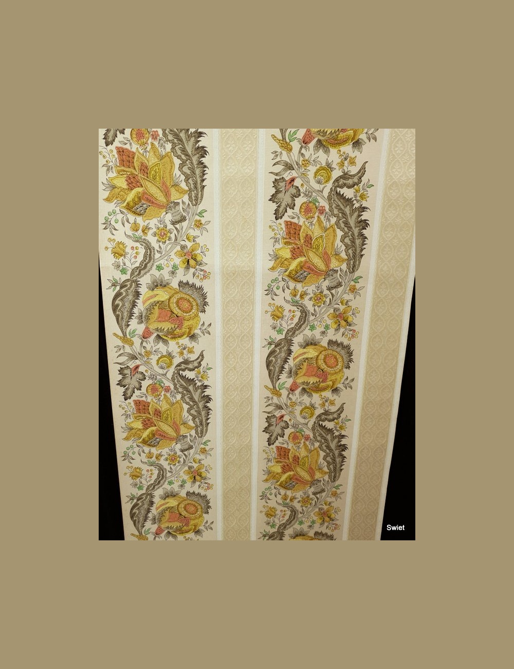 Streepbehang & bloemen