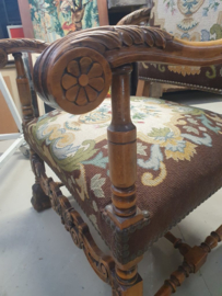 Antieke ridderstoel fauteuil